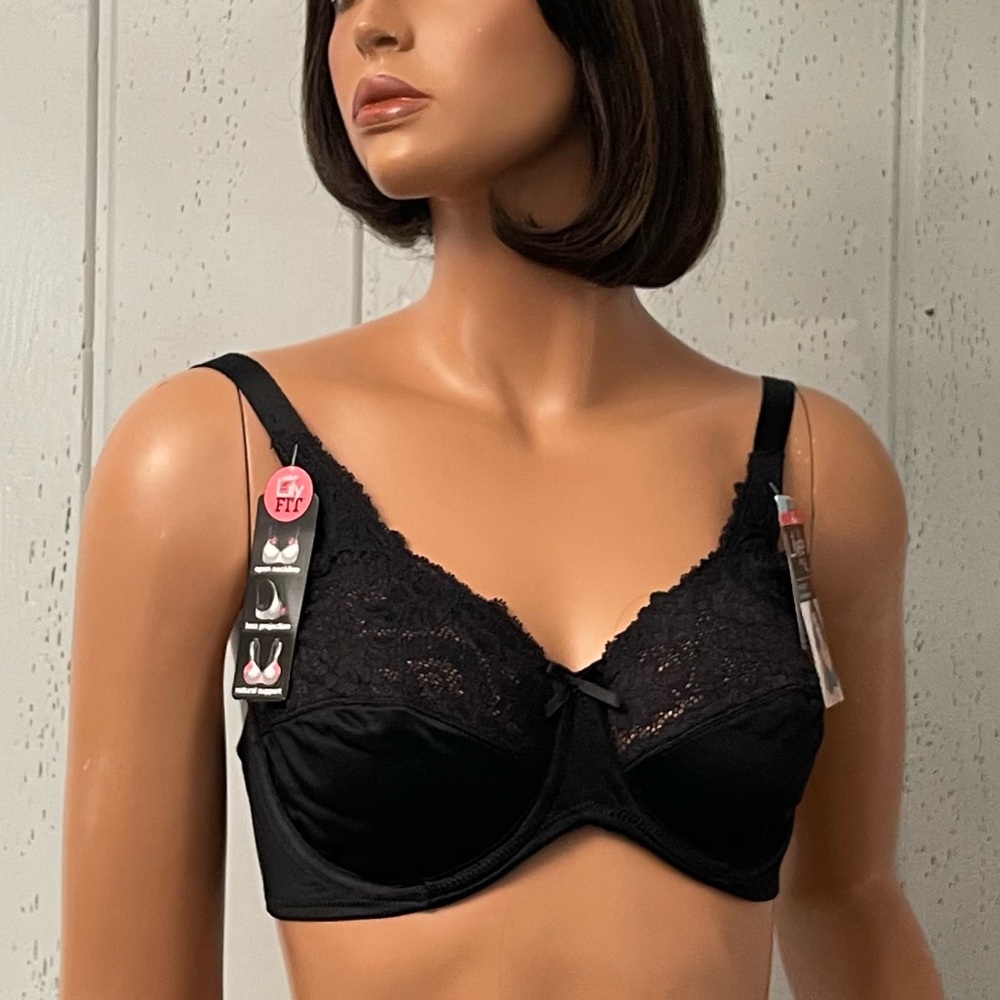 *NWT Lilyette by Bali Black Lace  Minimizer Underwire Bra Sz 36C